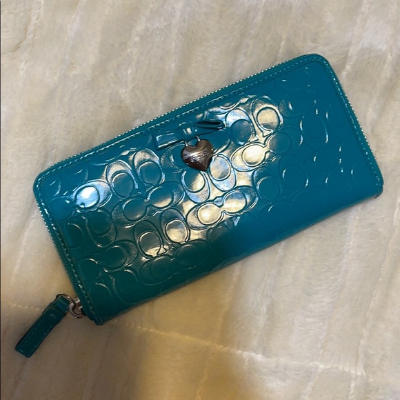 Coach Handbags - Coach Wallet